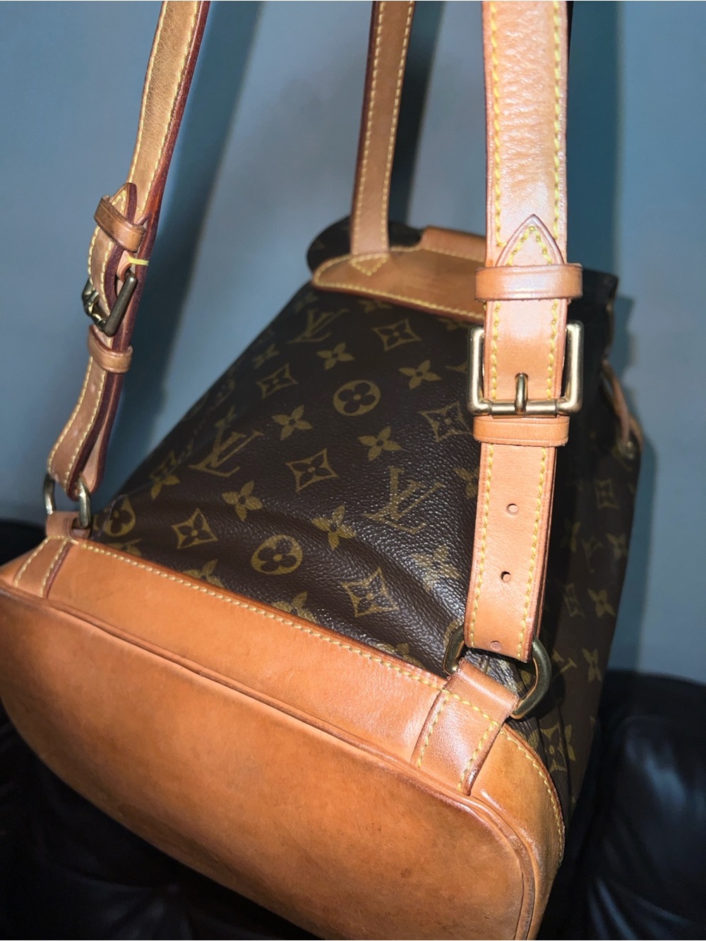 Louis Vuitton Monogram Montsouris backpack Bag - Brown with Tan Trim - Picture 6 of 6